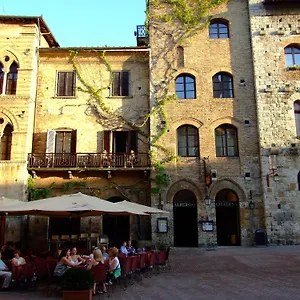 *** Hotel La Cisterna Italie